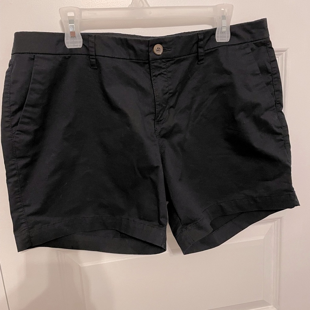 Old navy shorts size 16